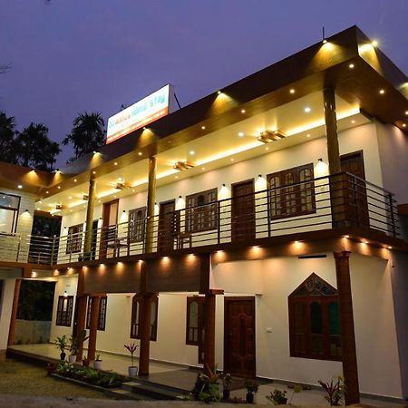 Annus Homestay Ramakkalmedu Екстер'єр фото