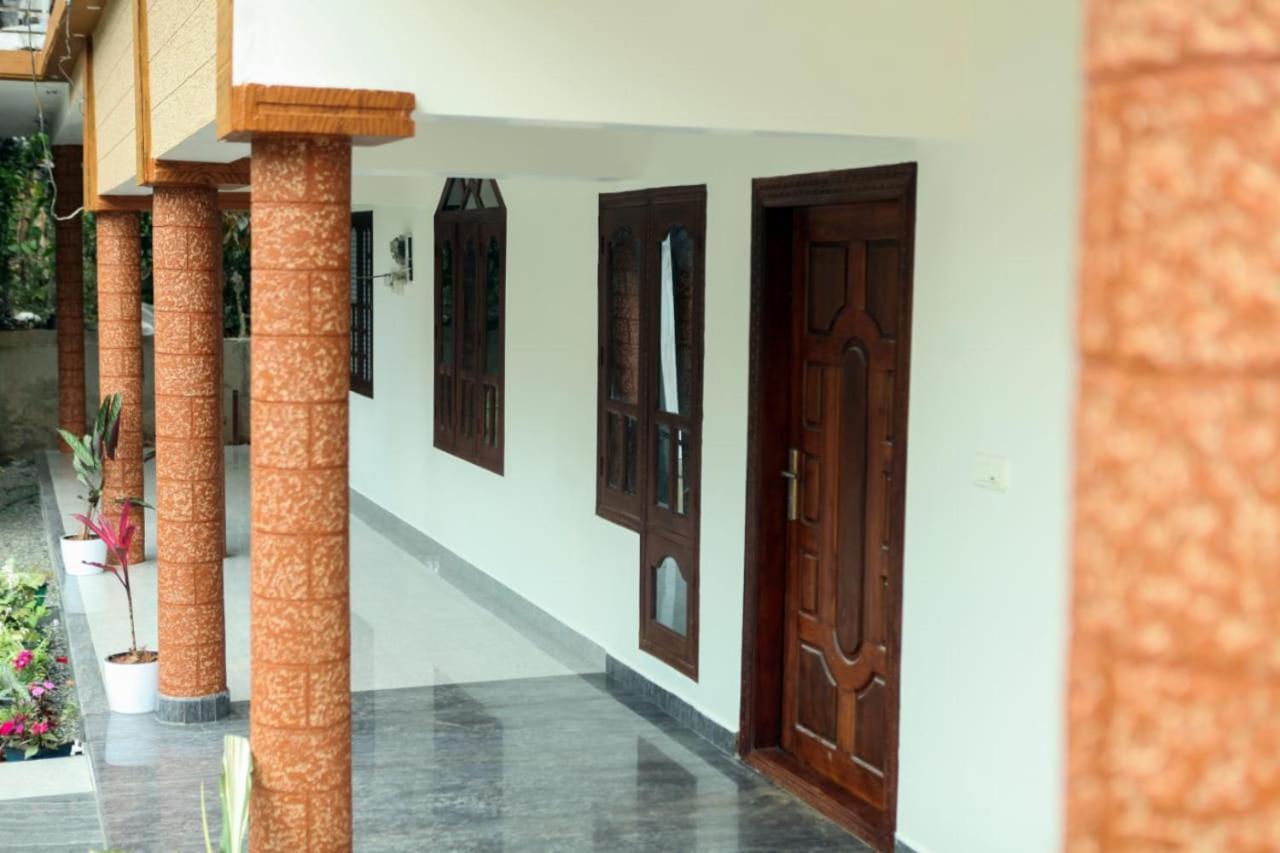 Annus Homestay Ramakkalmedu Екстер'єр фото